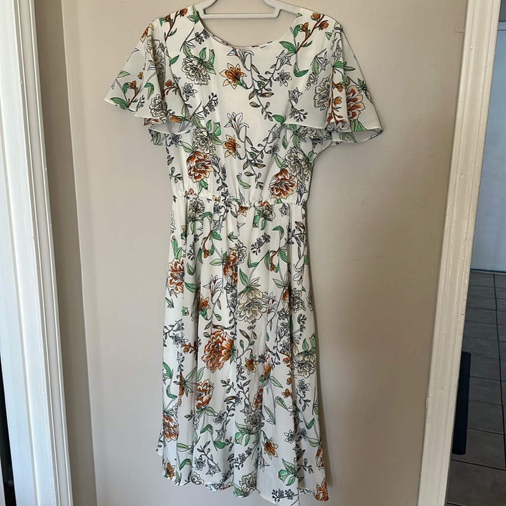 Floral dress size M